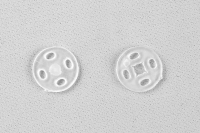 Кнопки пришивные пластиковые 10 мм, блистер 24шт, цв.-прозрачные - купить в Каменске-Уральском. Цена: 48.41 руб.